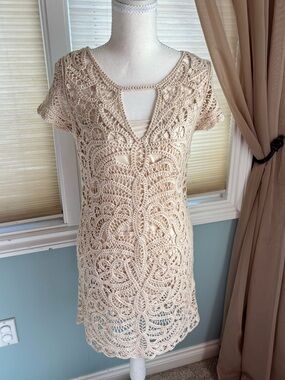 BCBG Maxazria Cream Crochet Lace Mini Dress